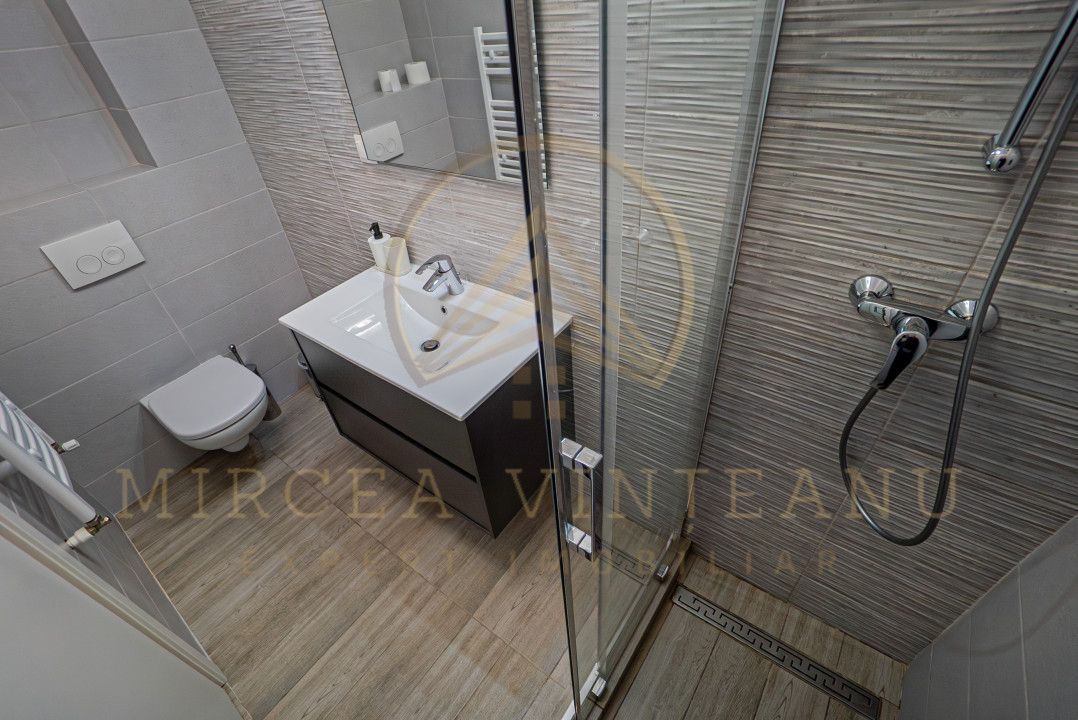 Mamaia - Apartament de 3 camere cu vedere la lac si mare. - Poză 19