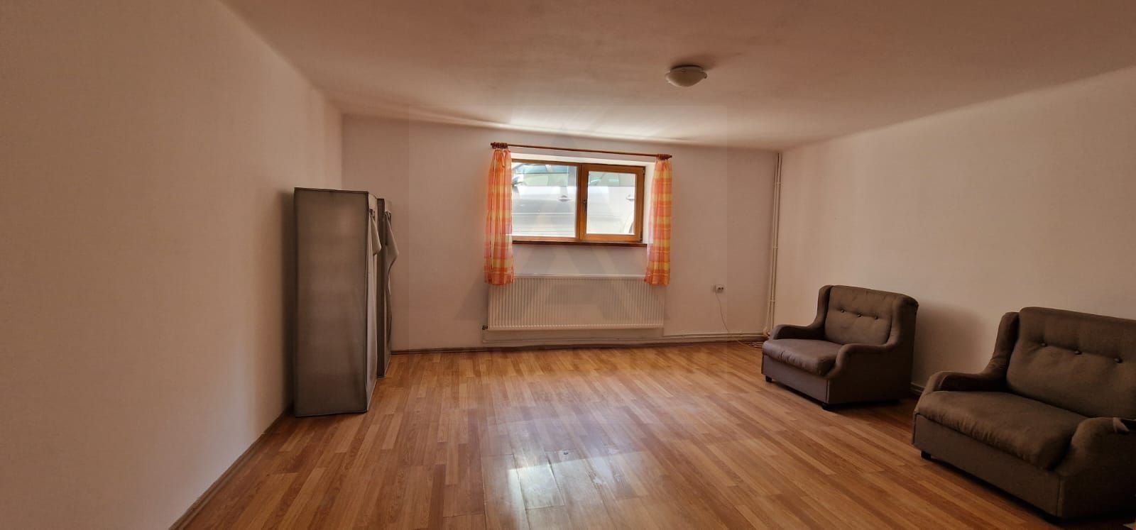 Casa P+1+M cu 5 camere teren 486 mp garaj si filigorie in Trei Stejari - Poză 4