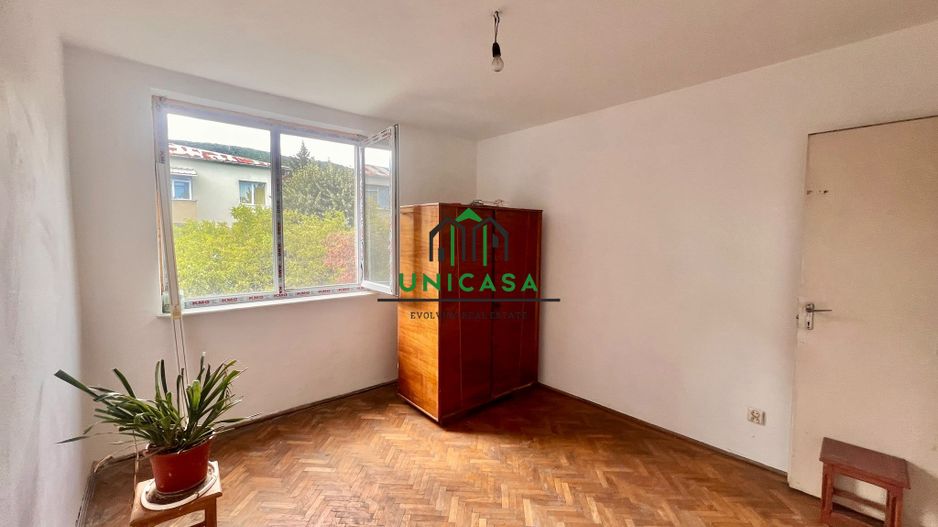 Apartament 4 camere, decomandat/Etaj 4/4 ,Zona Nord - Poză 7