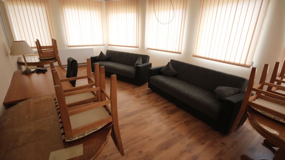 Vila  destinatie camin batrani - Poză 32