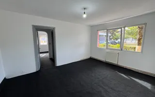 Vand apartament 2 camere zona Trandafiru - Poză 11