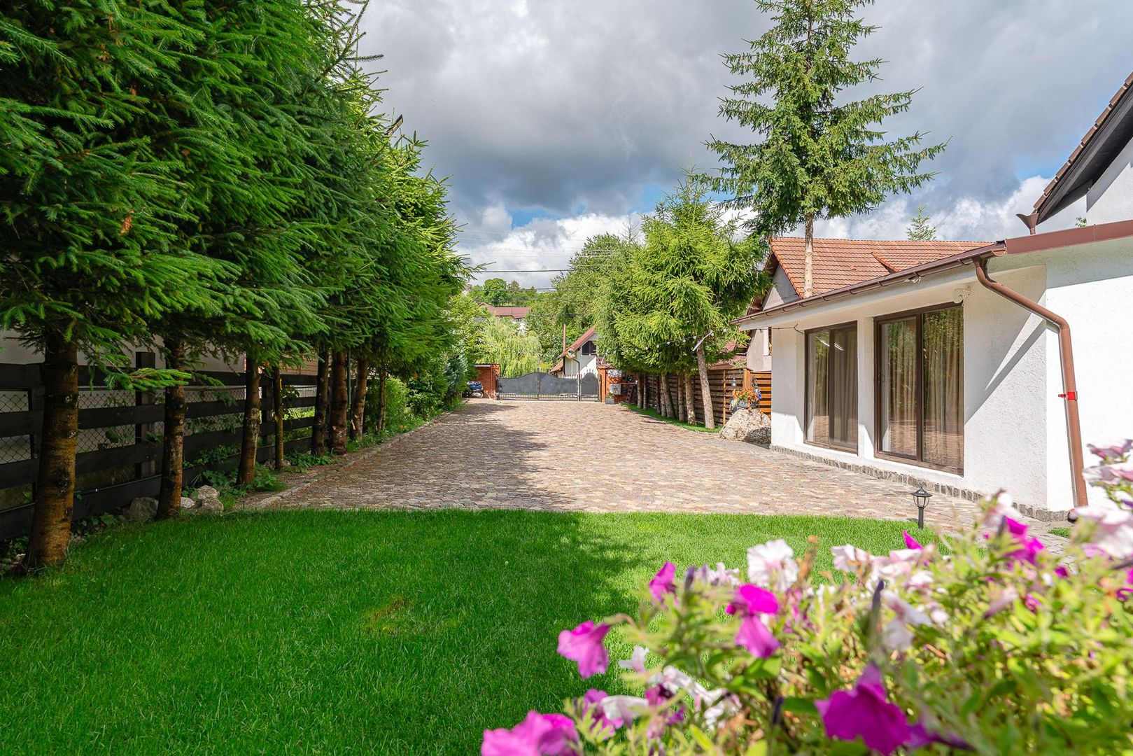 Pensiune de vânzare în Bran, cu rating 9.8 Booking și 4.9 Google - Poză 41
