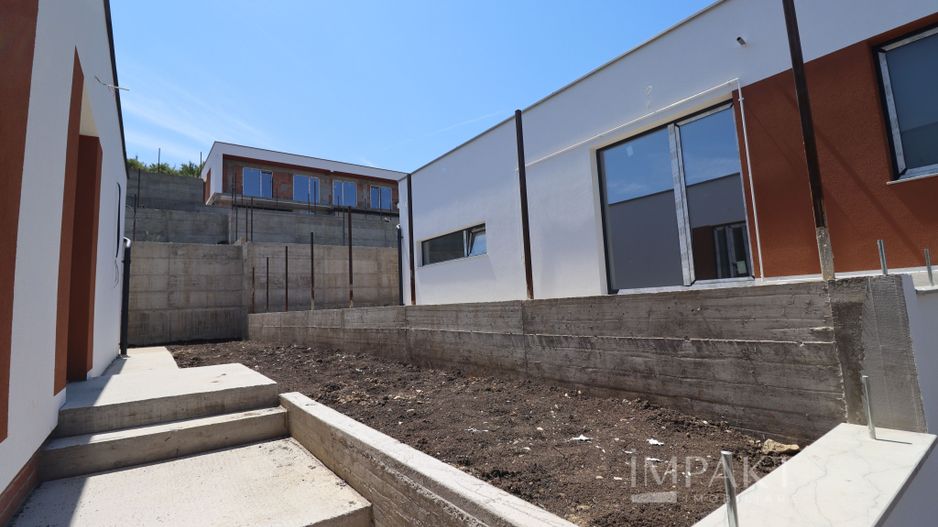 Casa individuala semifinisata, teren 600 mp, Chinteni! - Poză 8