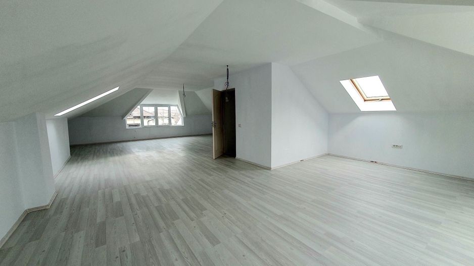Casa de închiriat: Cartier privat, zona lacurilor Crevedia Buftea. - Poză 16