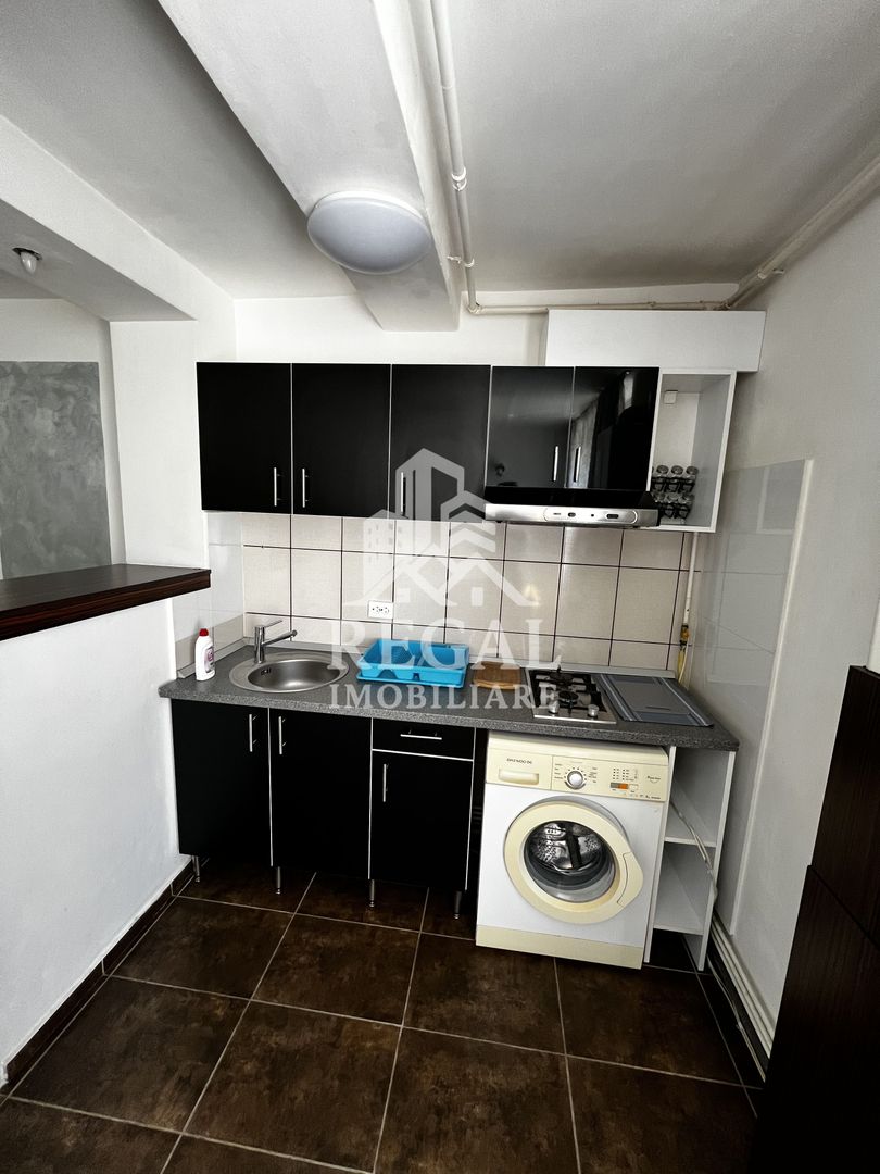 Garsonieră de închiriat – modernă, complet utilată, în zona centrală - Poză 3