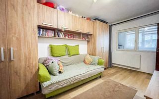 INVESTITIE - garsoniera complet mobilata, renovata recent - Poză 1