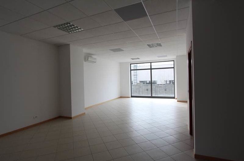 Spațiu de birouri de 93 mp de închiriat în zona Nord - Poză 2