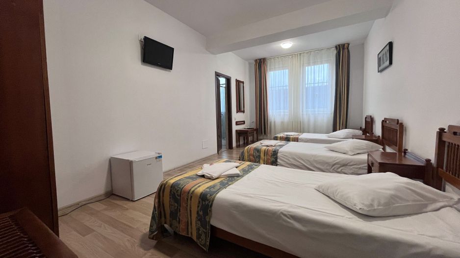 Cazare In Aparthotel Modern Utilat, Ideal pentru Echipe de Muncă - Poză 1