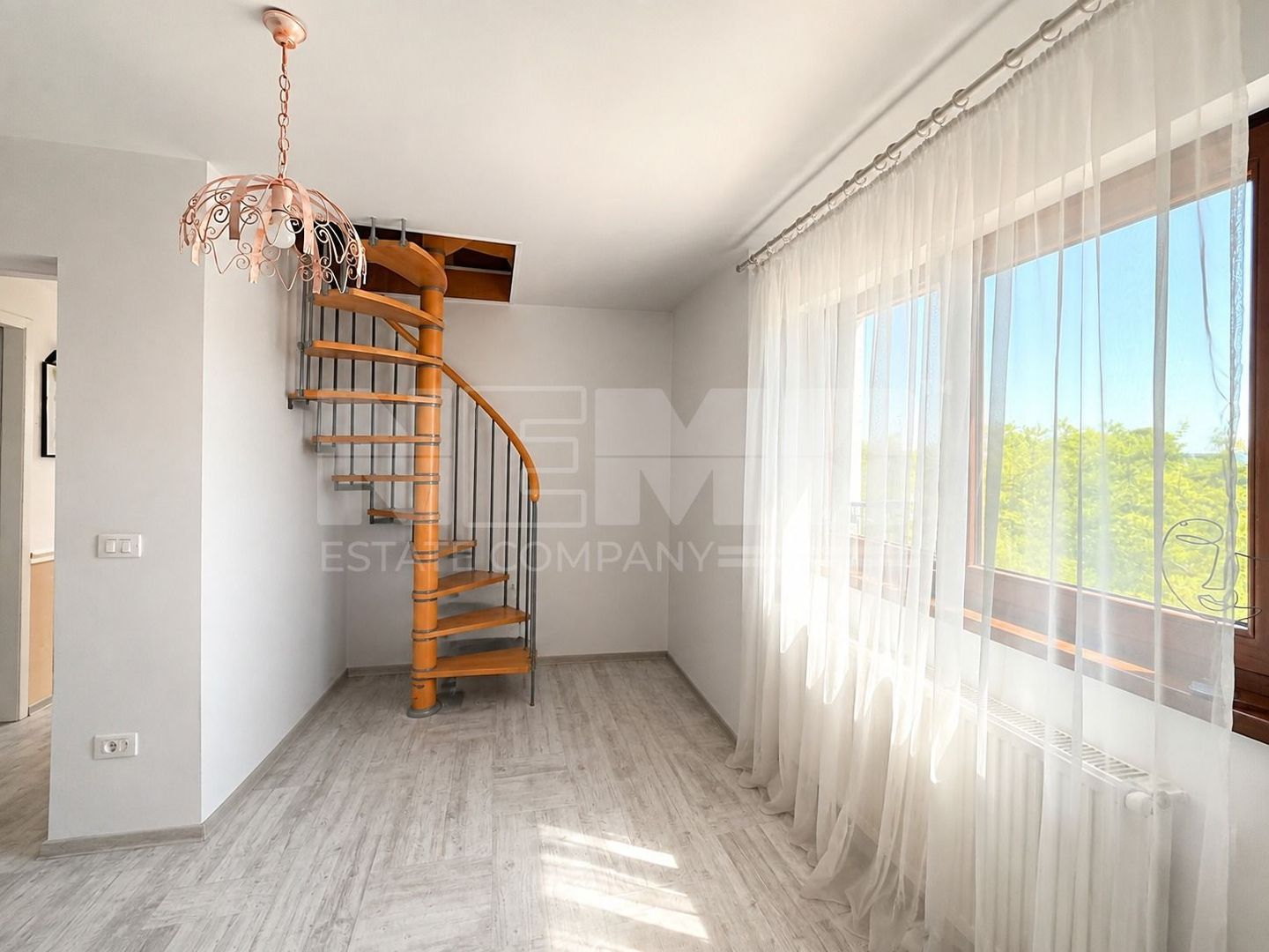 Duplex cu 3 Dormitoare de Vanzare I Burdujeni/Suceava I 159.999 Euro - Poză 11
