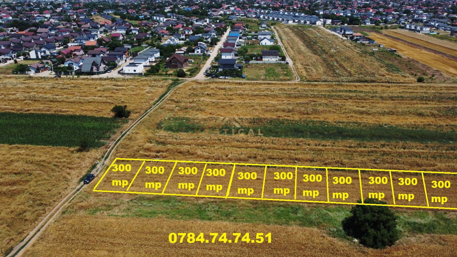 Teren INTRAVILAN in zona de intrare - comuna Berceni - Poză 1