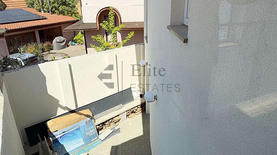 Casa noua singura in curte, ultracentral in Oradea - Poză 16