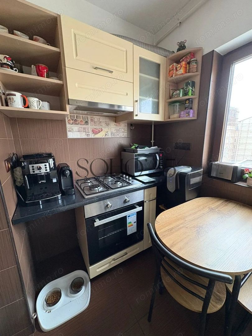 Universitate   Apartament 3 camere, terasă 18 mp, boxă mare 48 mp, mobilat complet - Poză 4