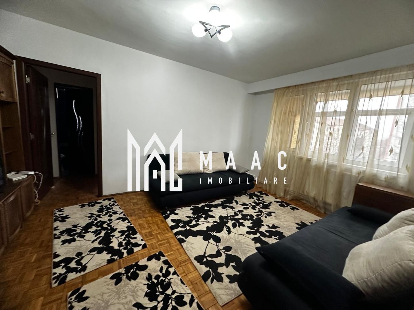 Apartament 2 camere | Balcon | Etaj intermediar | V.  Aaron - Poză 1