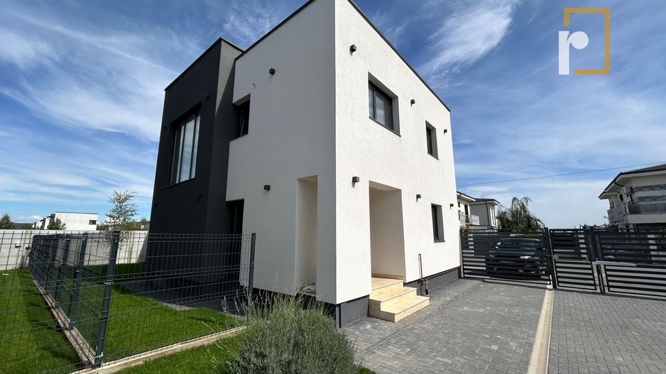Vila individuala 4 camere | Tunari - Poză 2