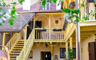 CASA INDIVIDUALA IN CENTRUL ISTORIC AL SIBIULUI - Poză 3