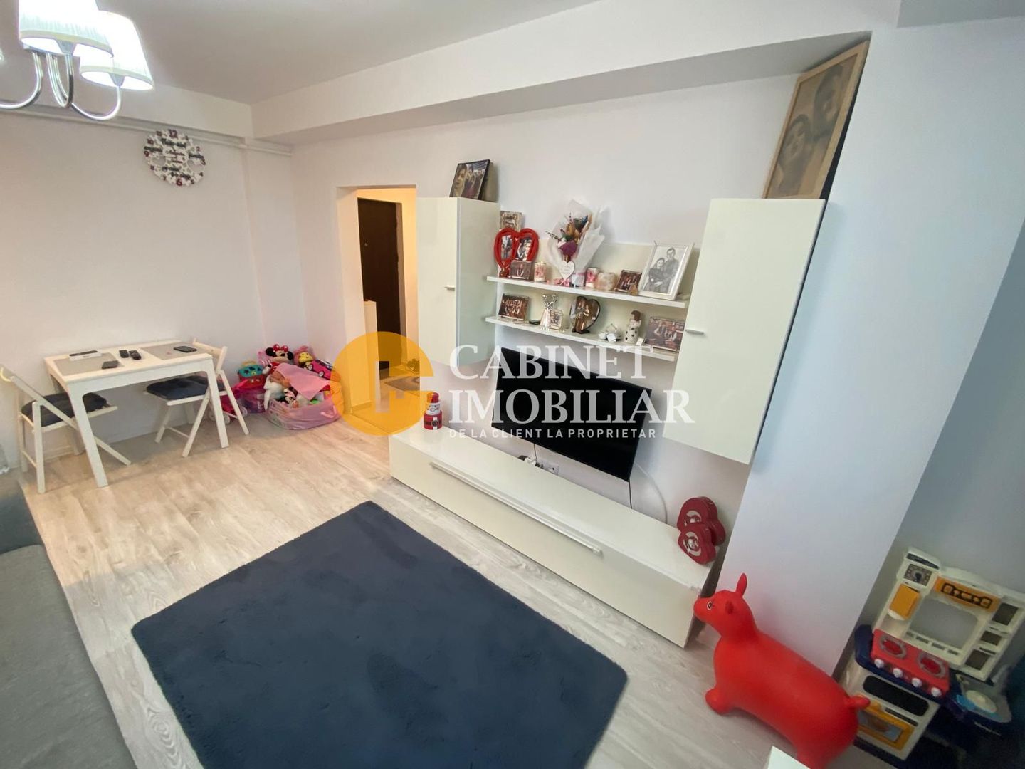 APARTAMENT 2 CAMERE SEMIDECOMANDAT - VALEA LUPULUI - Poză 2