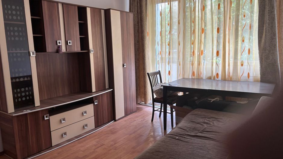 Apartament 2 camere Carpați 1 - Poză 1