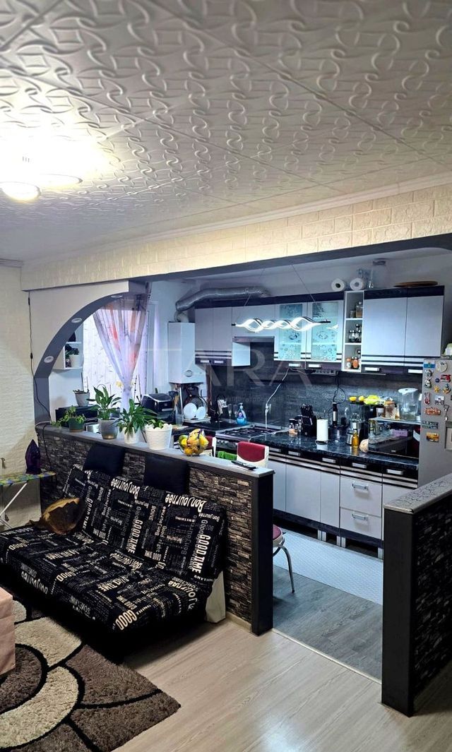 Apartament 2 camere, etaj intermediar, Florești. - Poză 2