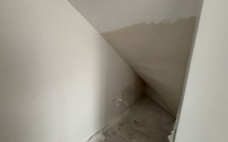 Casa Quadruplex | 3 Camere | 82MPU | Curte 170MP | Balcon - Poză 4