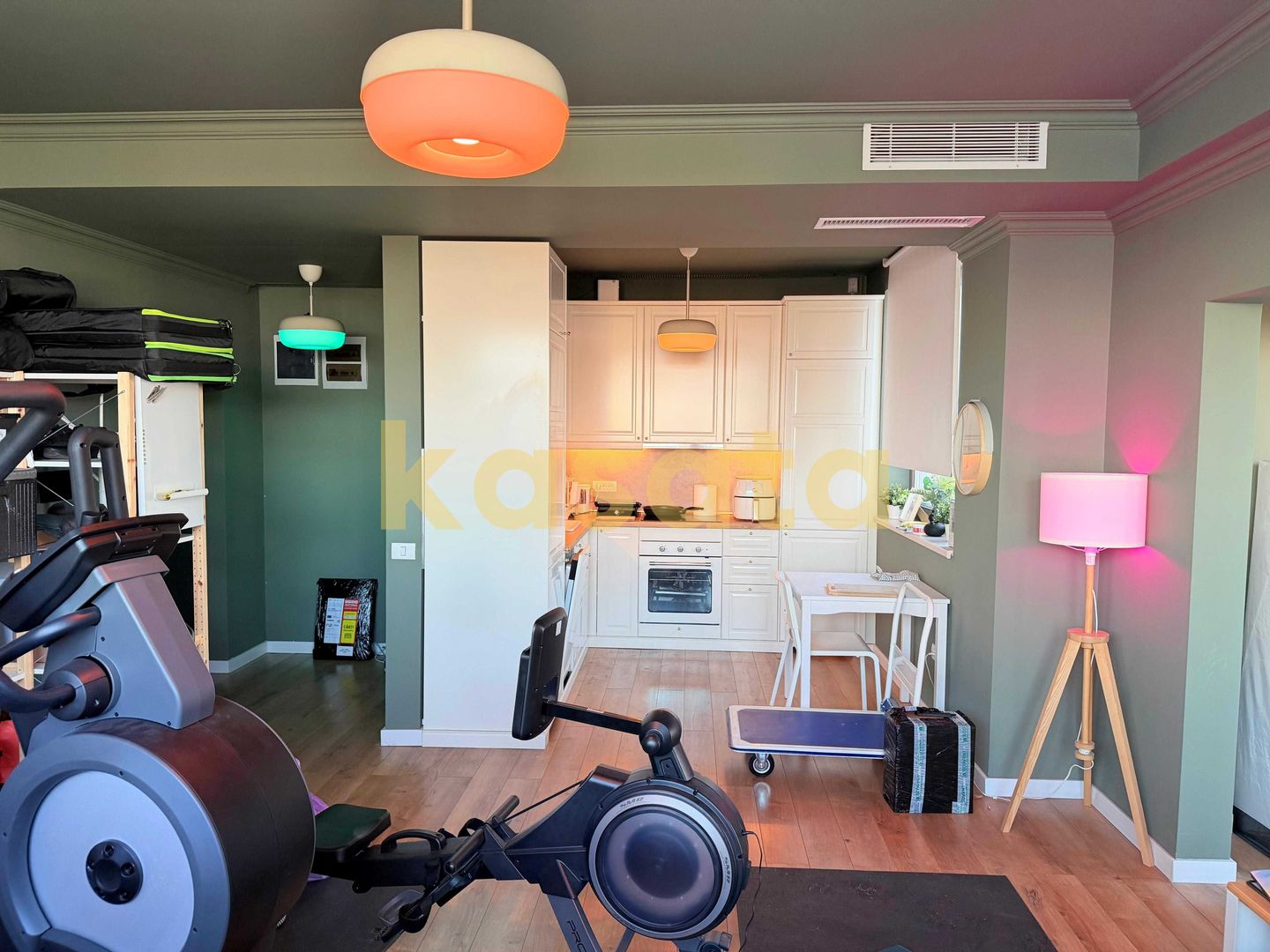 Oportunitate! Apartament 2 camere, confort sporit, zonă liniștită - Poză 2