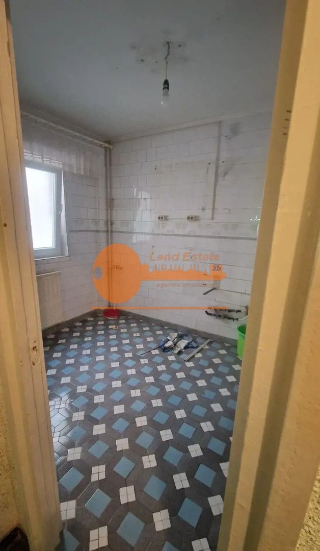 3 camere 300m de metrou Valea Ialomitei - Poză 5