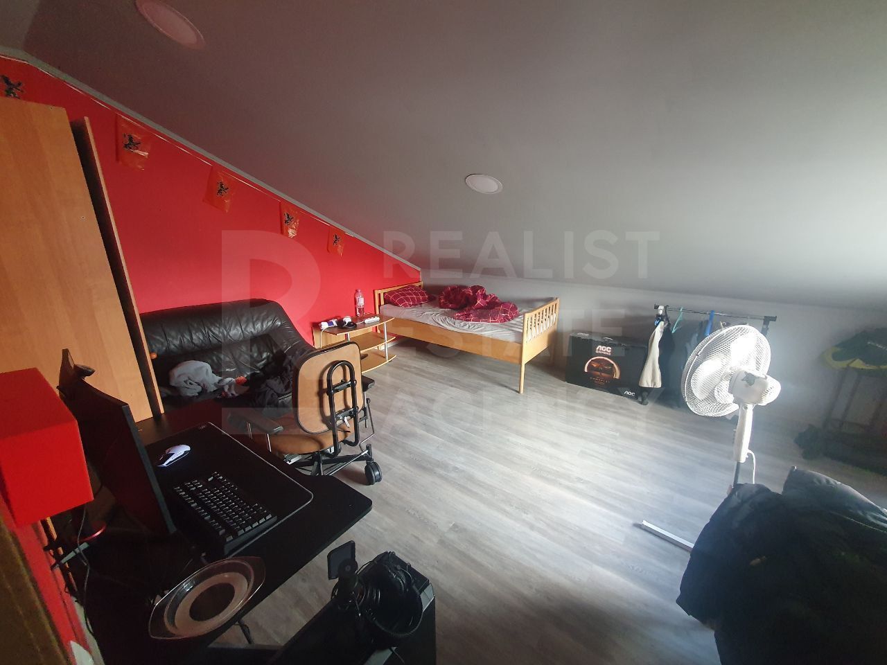 casa cu 2 nivele - Poză 20