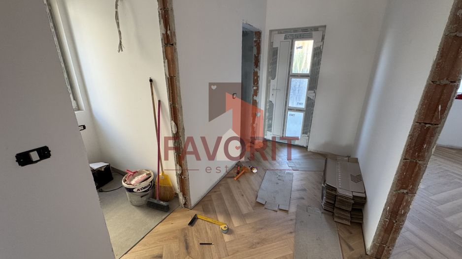 Finisat la cheie. Acces asfaltat. Toate utilitatile - Poză 12