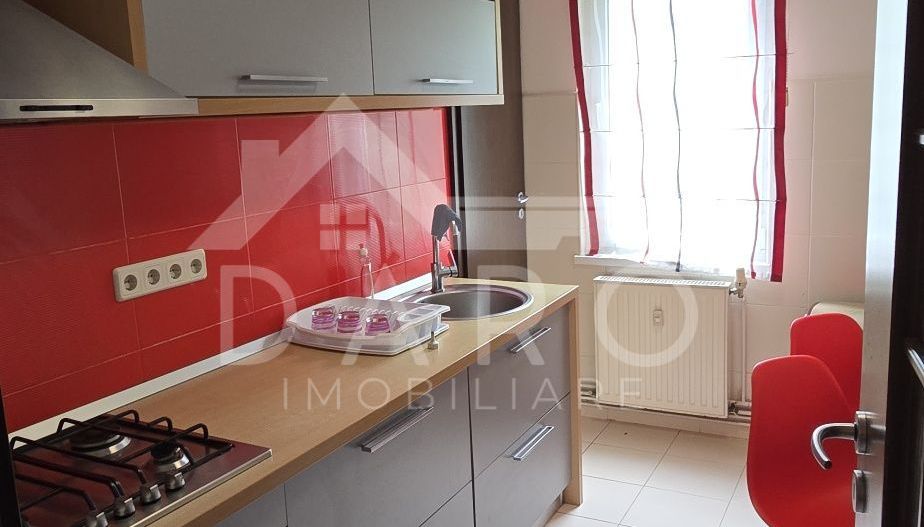 De închiriat ap. 3 camere, str. Transilvania, et. 2 - Poză 3