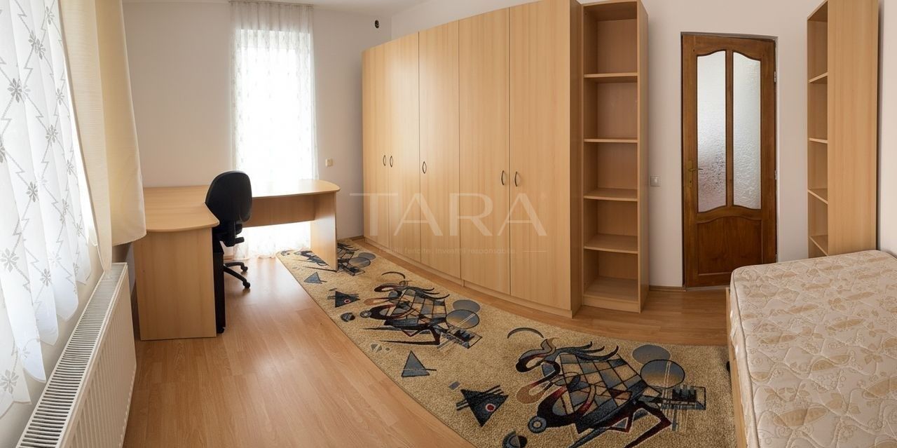 Apartament spațios, mobilat modern, cu parcare și garaj– zona Câmpului - Poză 8