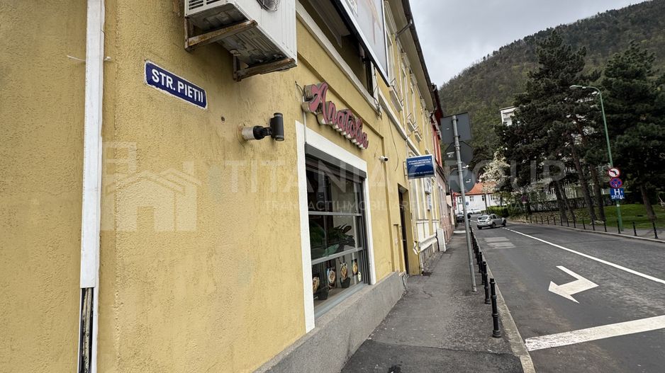 Garsonieră 42 mp complet renovata, zonă centrală, vis-a-vis Teatrul Dramatic - Poză 11