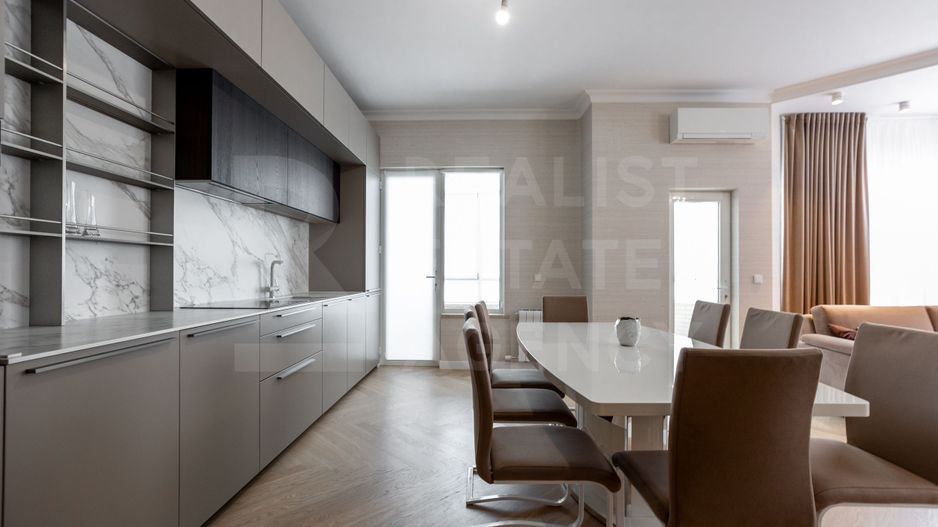 Chirie, apartament, 2 camere, str. București, Centru - Poză 3