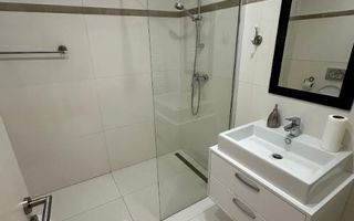 Apartament de Lux, 2 Camere, Terasă si Gradina Proprie. - Poză 4