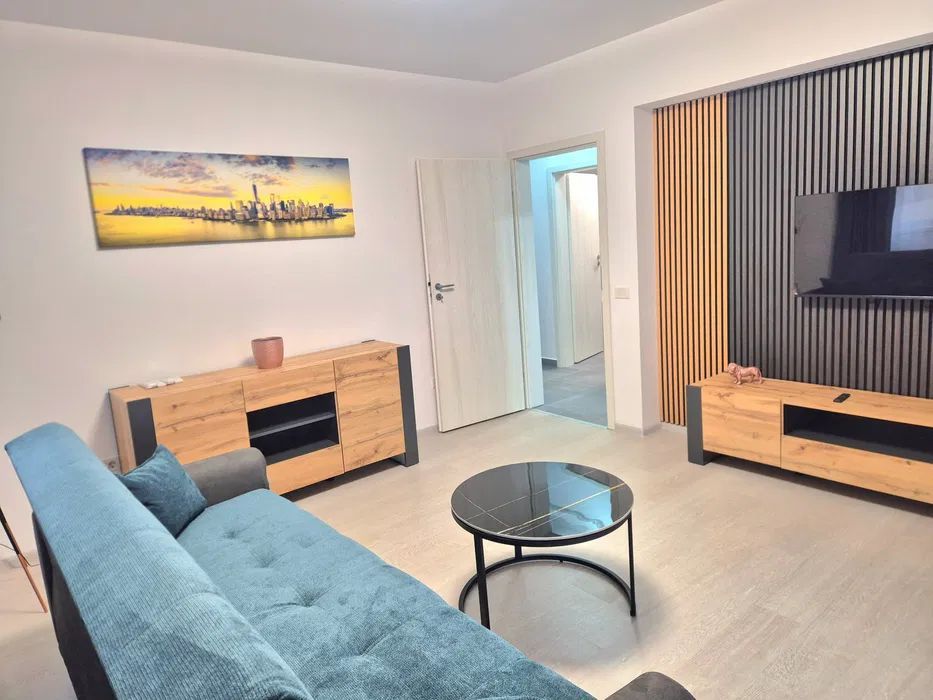 De închiriat apartament 2 camere Apărătorii Patriei Complex Brown - Poză 1