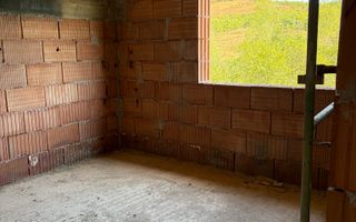 Casă cu predare de autorizatie | 147 mp utili | teren 1400 mp Corpadea - Poză 6