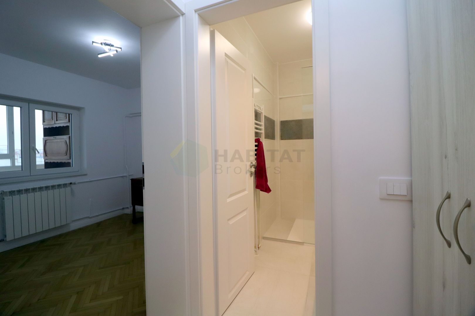 4 Camere (153 mp utili) în Blocul Scala - Poză 25