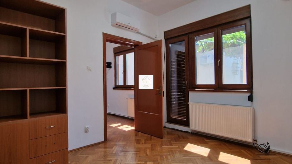 Vila 4 camere pretabila firma - Poză 18