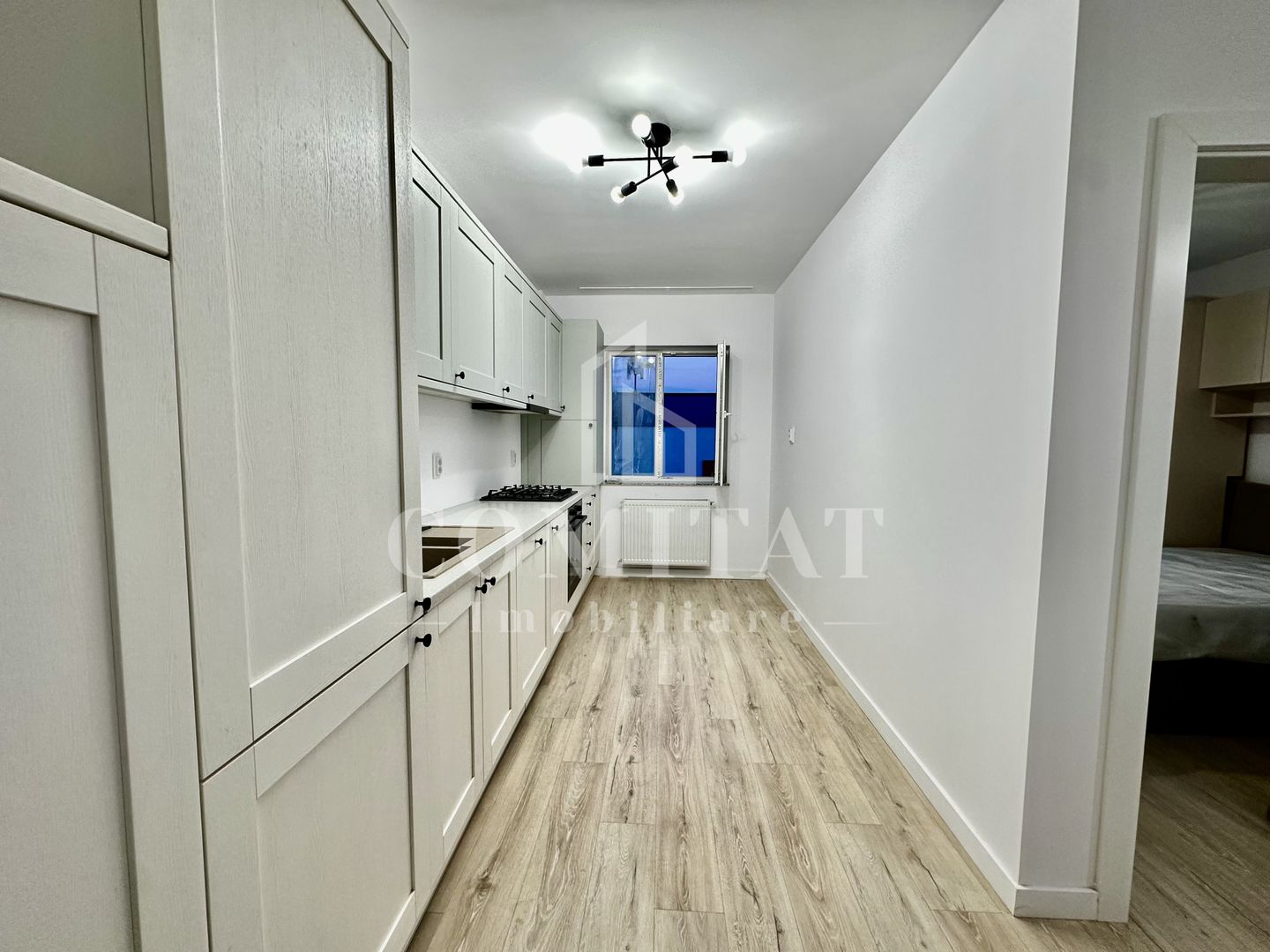Apartament la cheie | Etaj intermediar | Cartier Terra-Floresti - Poză 3