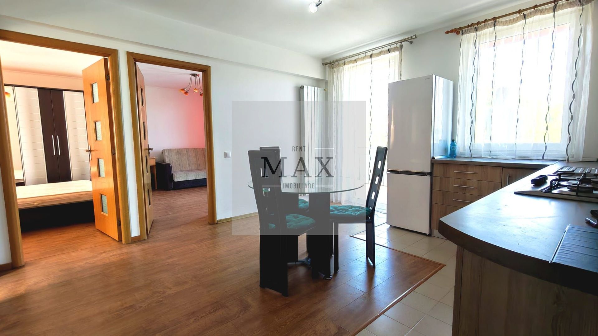 Apartament 3 camere de închiriat, str. Fagului, 50 mp, balcon, parcare - Poză 2