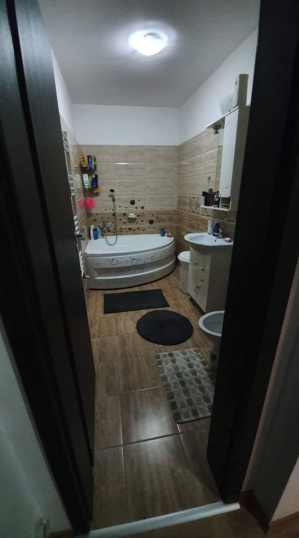 Apartament cu 2 camere - 62mpu - Parter - Loc de parcare - 1 Decembrie - Poză 10