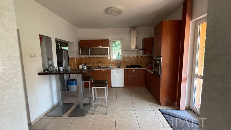 De închiriat casa Făget -teren 2400mp - Poză 3
