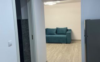 Apartament cu 2 camere, renovat complet, str.Libertății, Moinesti - Poză 3