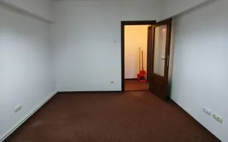 Spațiu birouri / Ap. 3 camere | Bd. București | Zona OCPI/ Don Pio - Poză 11