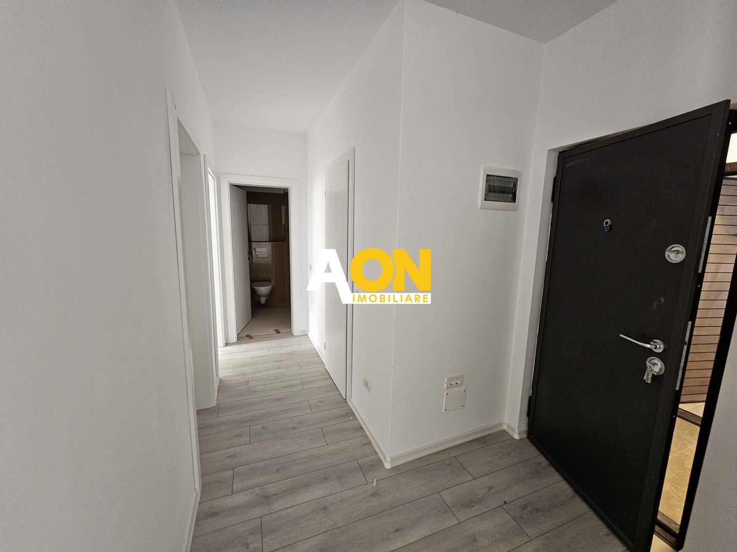 Apartament cu 3 camere, etaj 1, bloc nou 2025, cu parcare - Poză 3