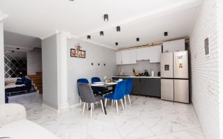 Vânzare casă, 225 mp + 6 ari, str. Mărășești, Centru - Poză 2