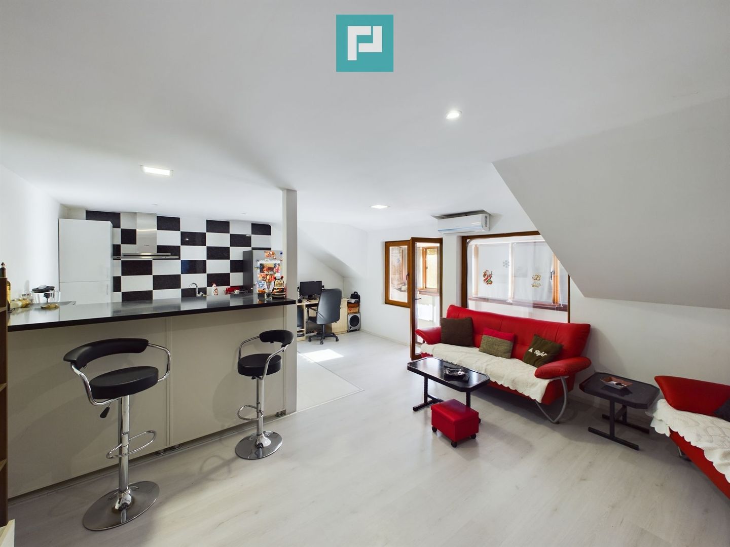 Sala de evenimente în inima naturii - Poză 18