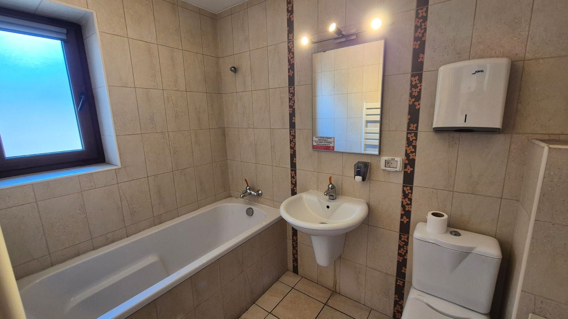 Duplex 200,38 mp utili + 32,51 mp balcoane + 2 locuri parcare + boxa - Dorobanti - Poză 17