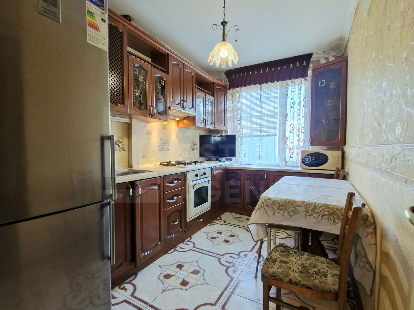 Chirie, apartament, 3 camere, Strada Calea Ieşilor, Sculeni - Poză 9