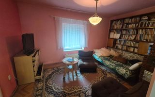 Vand casa 4 camere Moniom - Poză 1