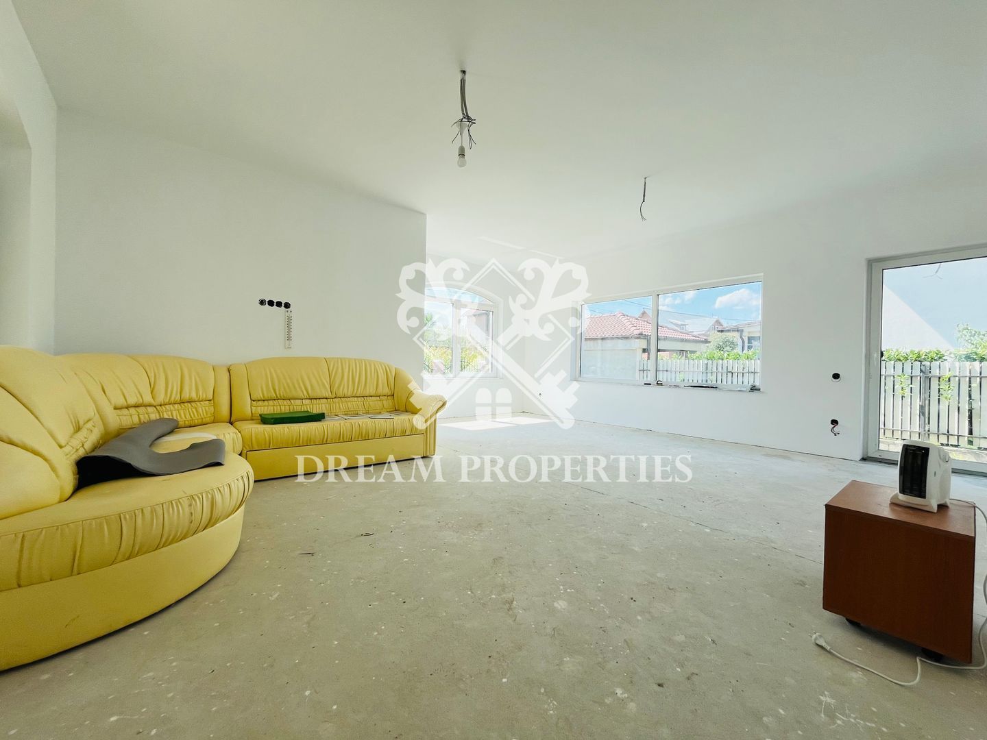 COMISION 0%! Casa individuala, 4 camere, 3 bai,teren 450 mp, DEZMIR - Poză 5