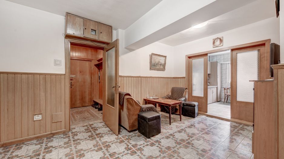 Oportunitate! Apartament 4 Camere 1 Minut Metrou Universitate - Poză 11